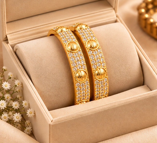 Royal Bangle 013 view 4